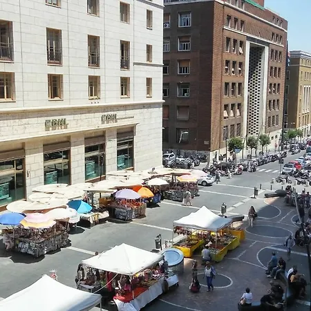 לינה וארוחת בוקר Toledo Street