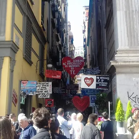 Toledo Street Couette-café Naples