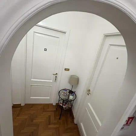 Toledo Street 4* נאפולי